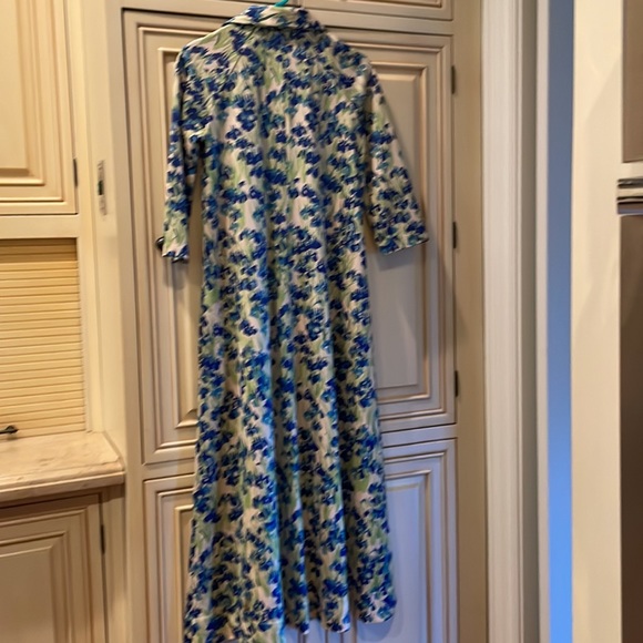 Vintage floral long robe, zip front, with side pockets. - Picture 3 of 3